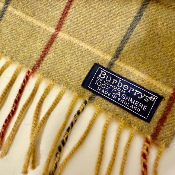 BURBERRY of London 100% Cashmere Winter Scarf in Brown Check Pattern - Picture 3 of 3